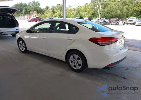 2018 Kia Forte Lx из США, поврежденный, VIN 3KPFK4A70JE284620
